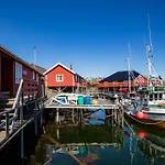 The Tide - Rorbuer 3* Sørvågen