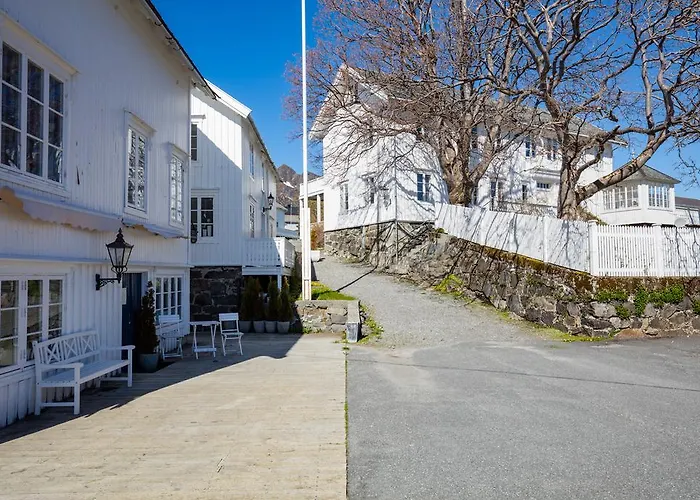 Hotel The Tide - Rorbuer Sørvågen