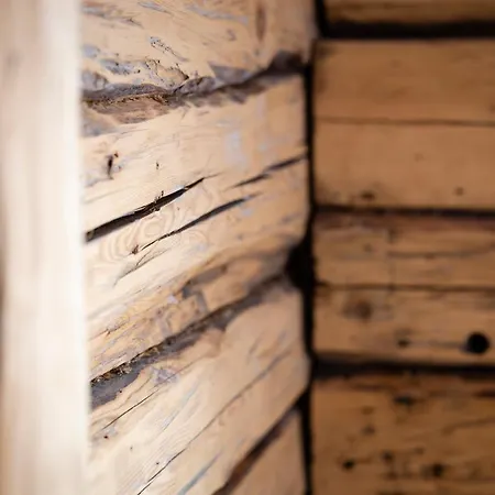 Otel The Tide - Rorbuer