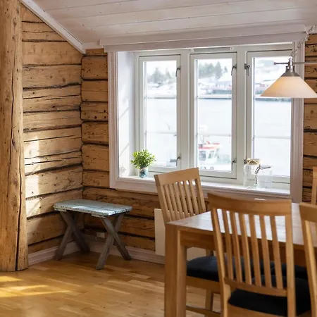 The Tide - Rorbuer 3* Sørvågen