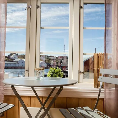 The Tide - Rorbuer Sørvågen