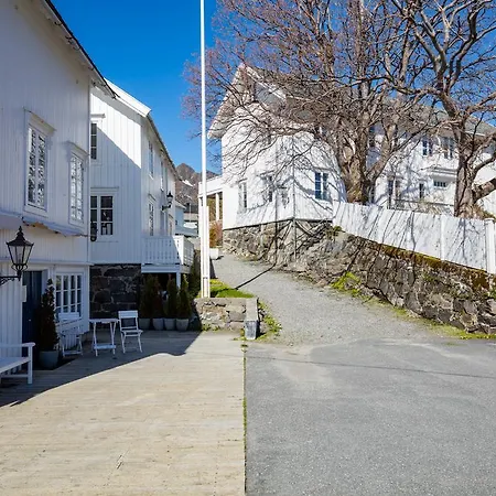 Otel The Tide - Rorbuer Sørvågen