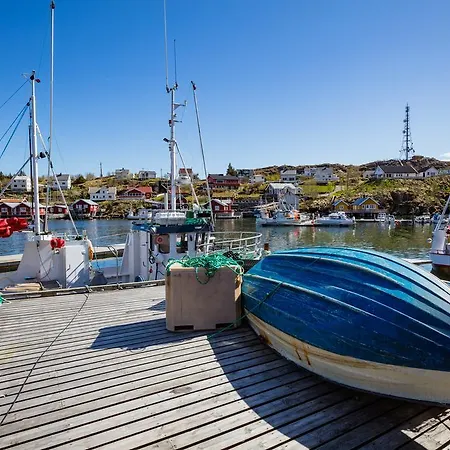 The Tide - Rorbuer Otel 3*