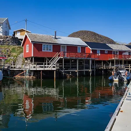 Otel The Tide - Rorbuer 3*