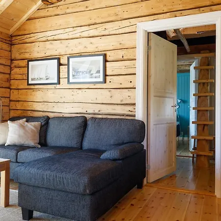 The Tide - Rorbuer Otel 3*