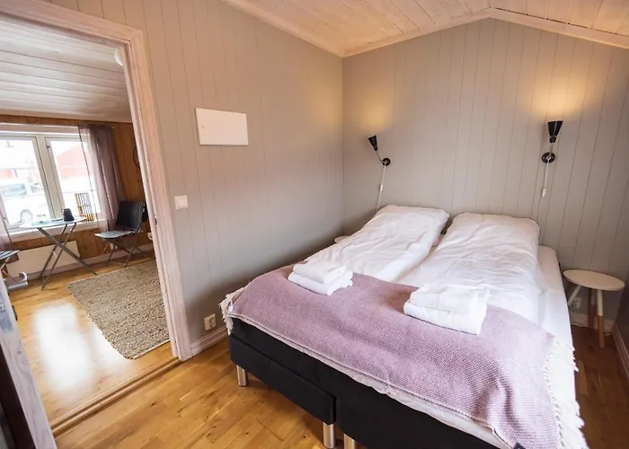 The Tide - Rorbuer 3* Sørvågen